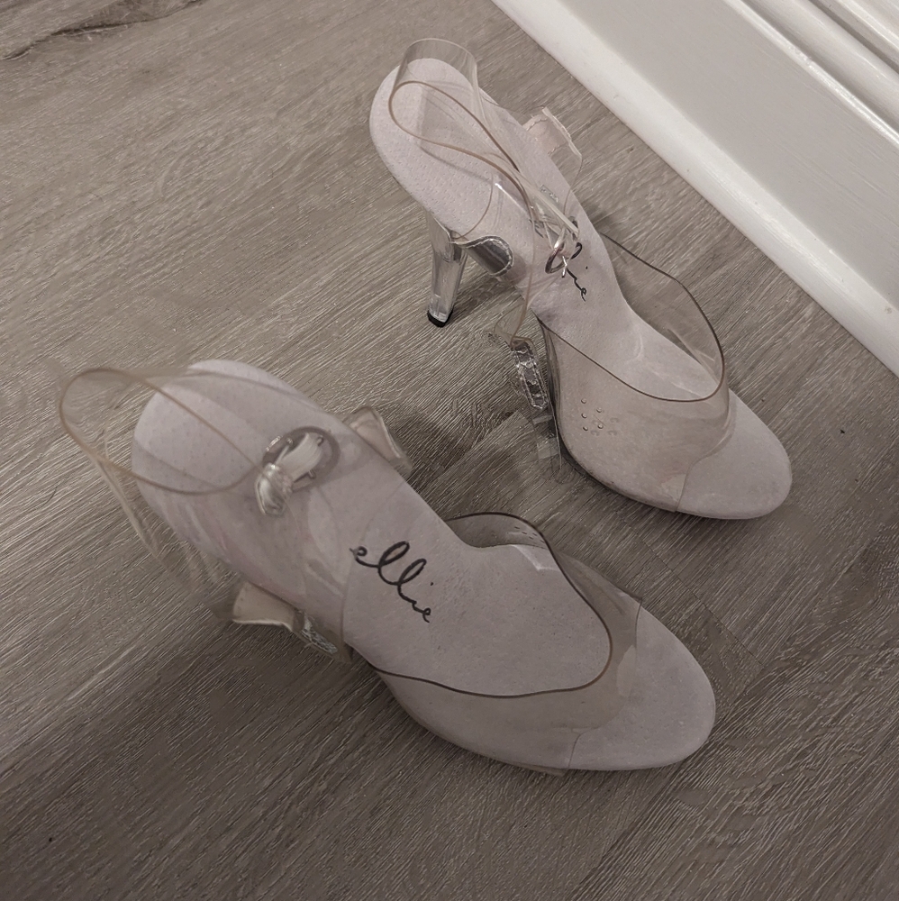 Ellie heels